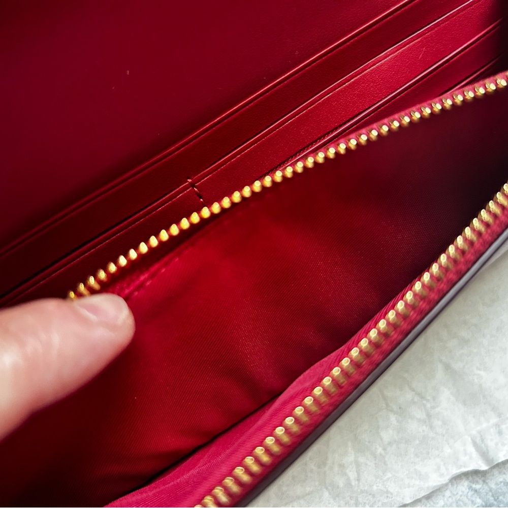 NWT- COACH Red Smooth calf Leather Envelope Wristlet Clutch or crossbody - Picture 7 of 10
